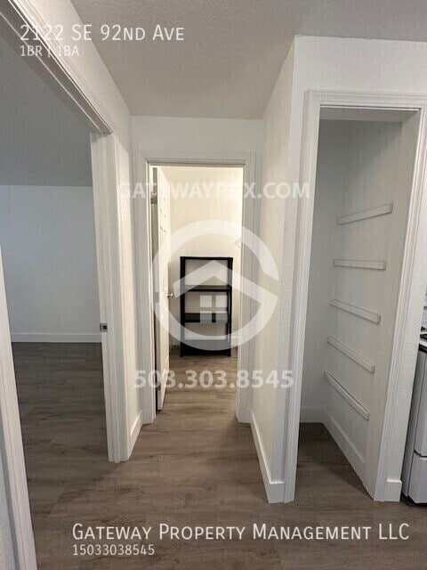 Building Photo - 2122 SE 92nd Ave