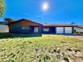 Building Photo - 2119 67th St