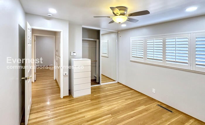 Building Photo - 736 Durshire Way