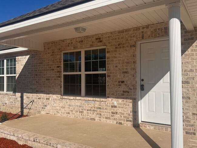 Building Photo - 3 Bed 2 Bath New Construction Home