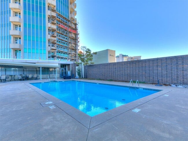 Building Photo - 5900 Mosteller Dr