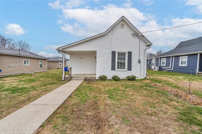 Building Photo - 1442 Magnolia St