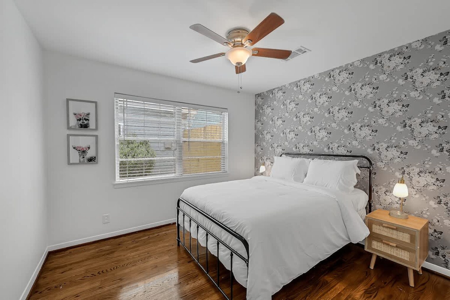 Building Photo - 5415 Carew St