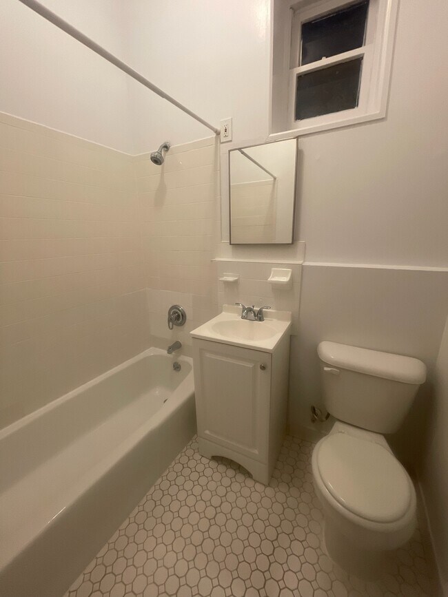 Building Photo - Prime Chelsea, One Bedroom