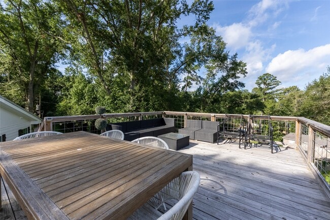 Building Photo - 14510 Henry Calfee Dr