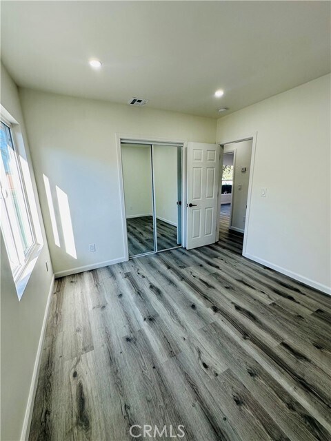 Building Photo - 3634 Caspian Ave