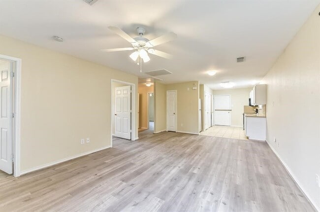 Building Photo - 3426 Angel Ln