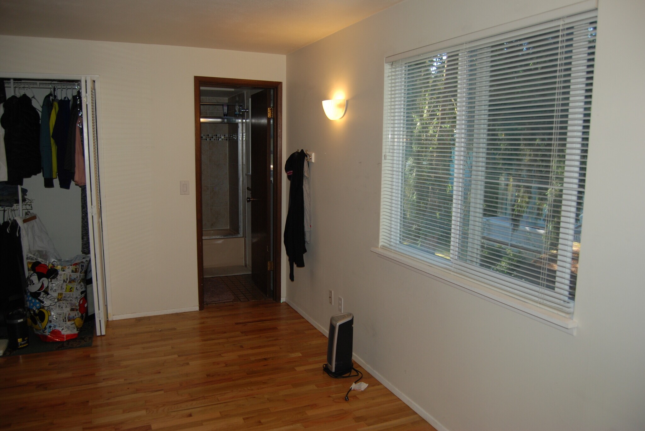 Building Photo - 13310 NE 74th St