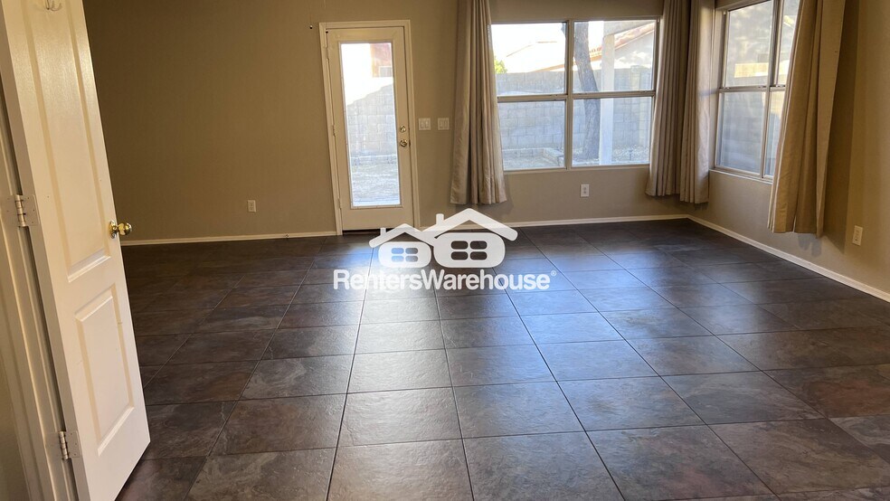 Building Photo - 9842 W Tonopah Dr