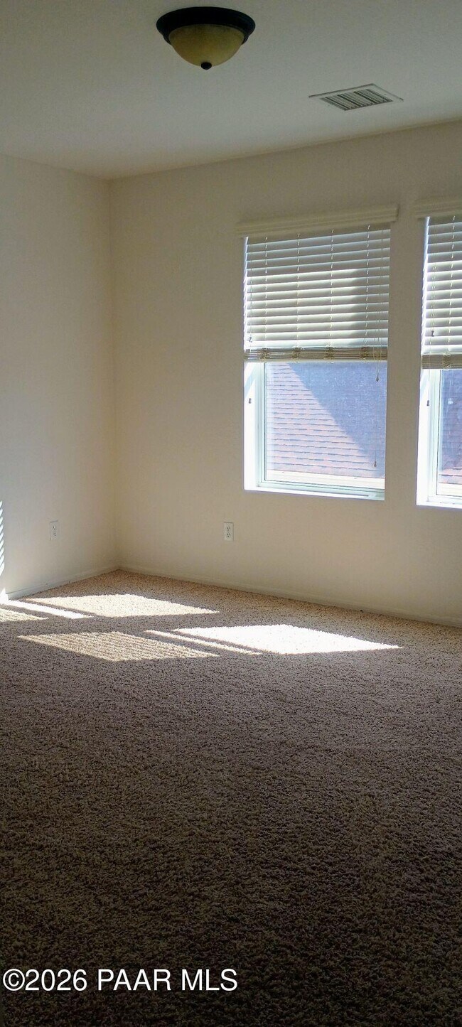 Building Photo - 12694 E Amor St