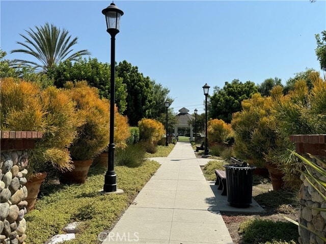 Building Photo - 22 Valmont Way