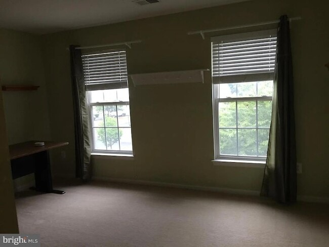 Building Photo - 4055 Carrick Ct