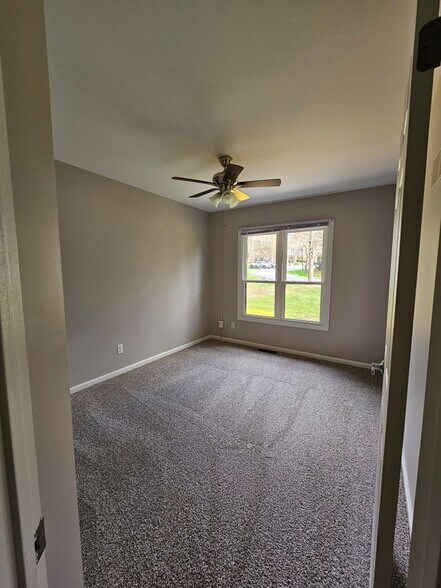 Building Photo - 65 Winged Foot Dr
