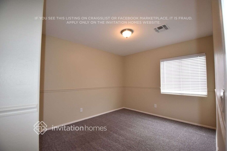 Building Photo - 16145 W Lisbon Ln