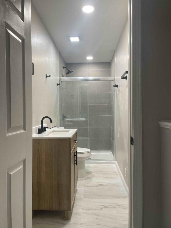 Building Photo - 1107 Basin St