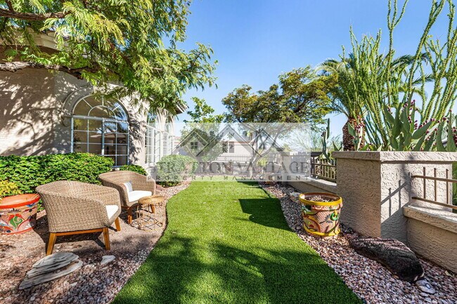 Building Photo - 15848 E Brodiea Dr