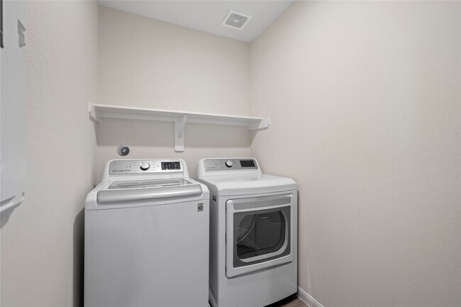 Building Photo - 16314 Dutton Clover Dr