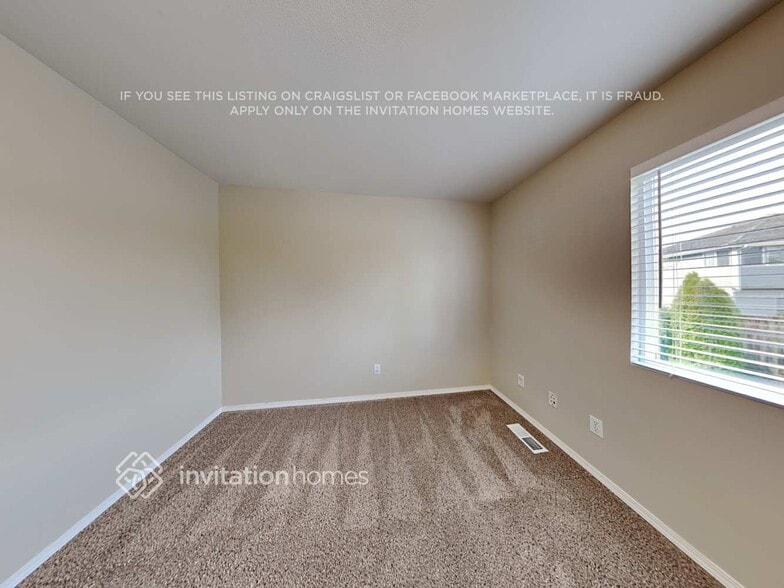Building Photo - 4126 45th Ave NE