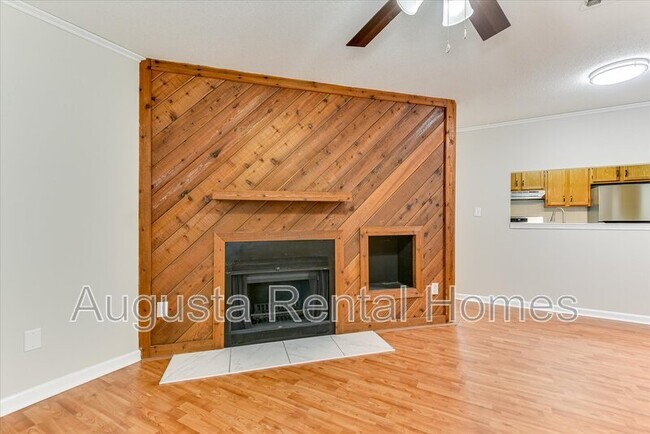 Building Photo - 208 W Buena Vista Ave