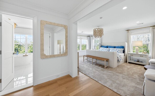 Building Photo - 17 Bayview Rd