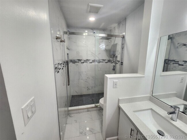 Building Photo - 3667 Carambola Cir