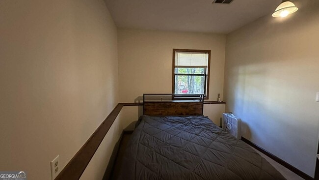 Building Photo - 3966 N Indian Cir NW