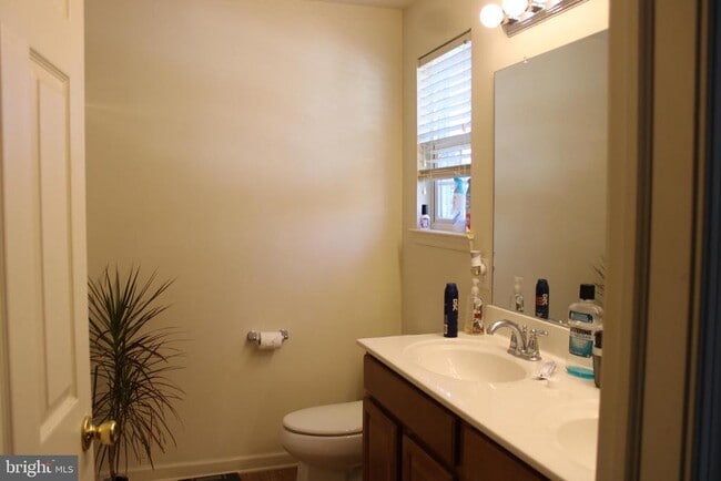 Building Photo - 107 Ellis St