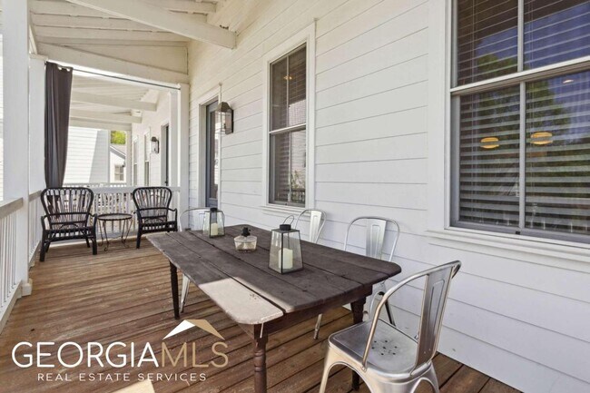 Building Photo - 9212 Selborne Ln