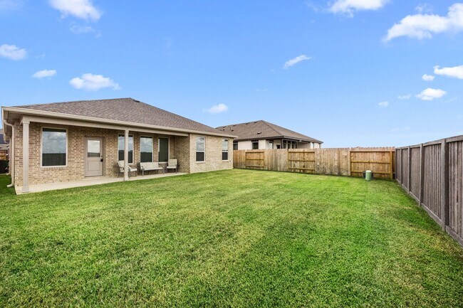 Building Photo - 16507 Mesquite Fld Dr