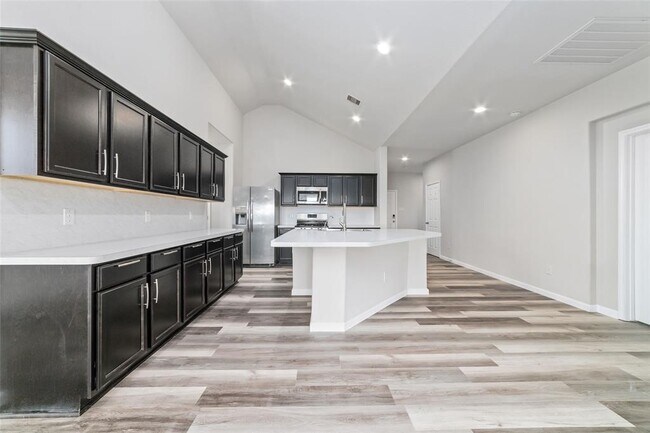 Building Photo - 21403 Warialda Manor Ln