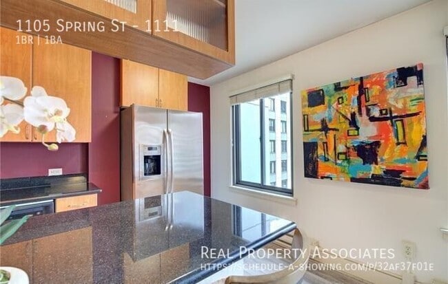 Building Photo - 1105 Spring St