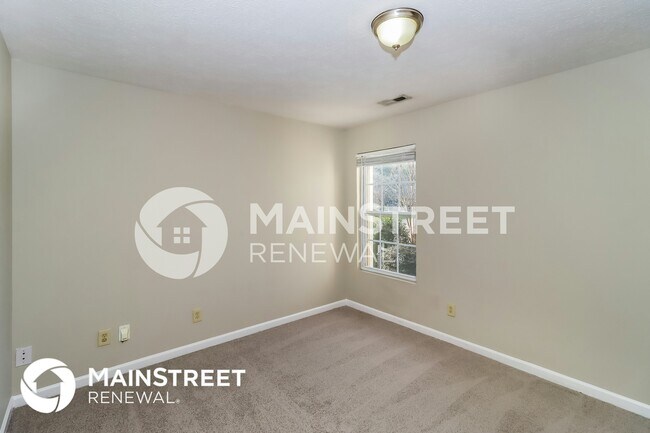 Building Photo - 11104 Northwoods Forest Dr