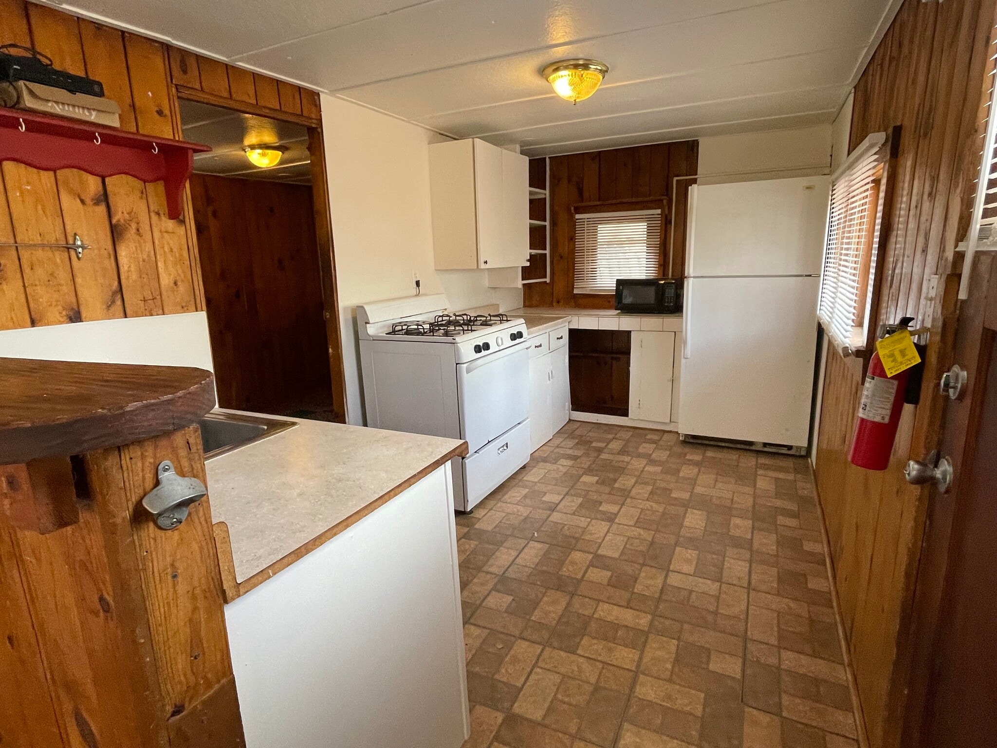 Building Photo - 312 Ruxton Ave