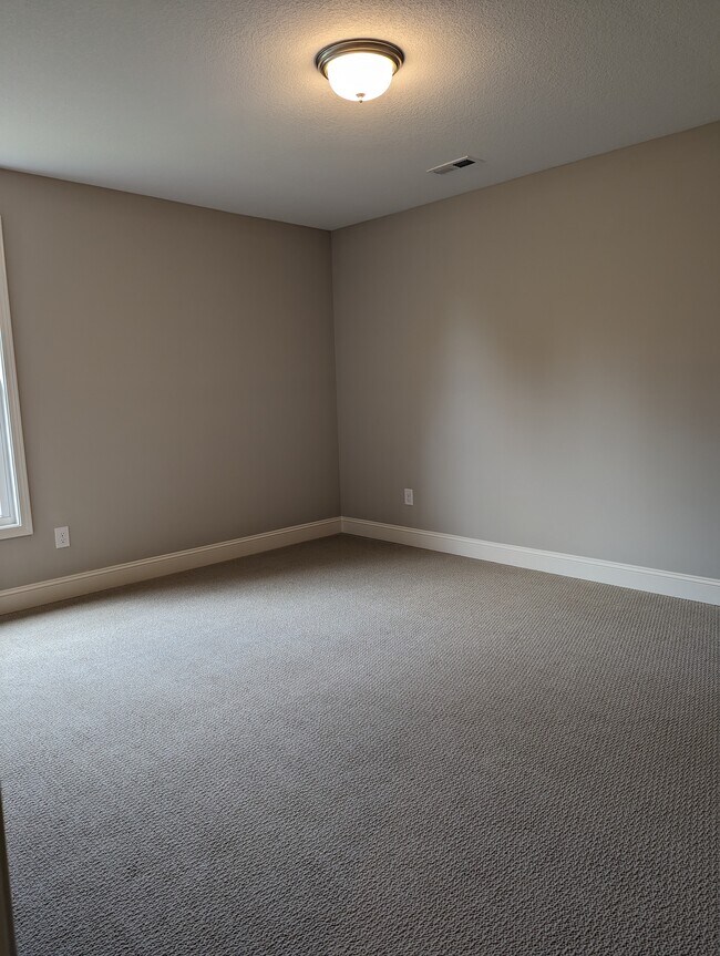 Building Photo - 8712 Yellow Aster Rd