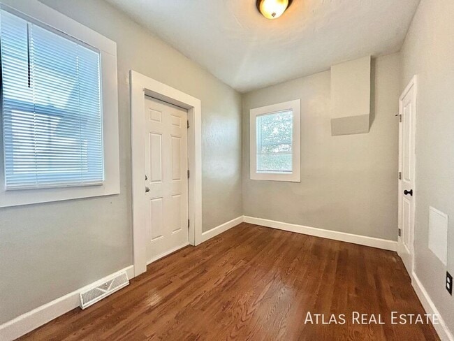 Building Photo - 58 S Elati St