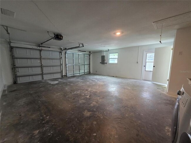 Building Photo - 5611 6th St