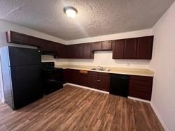 Building Photo - 641 Sinclair Dr