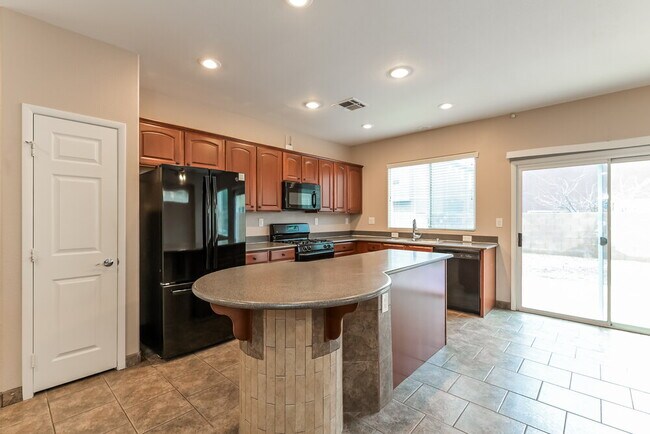 Building Photo - 9277 Lost Shanty Ct