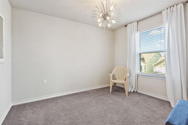 Building Photo - 12104 Cimaizon Dr