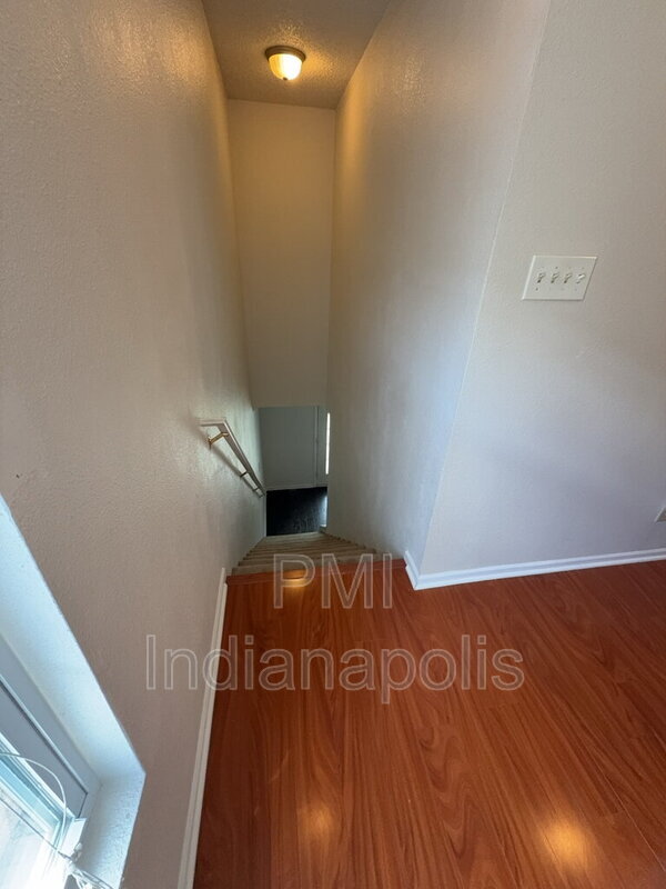 Building Photo - 12120 E 141st St