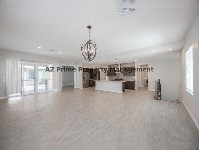 Building Photo - 9001 E San Victor Dr