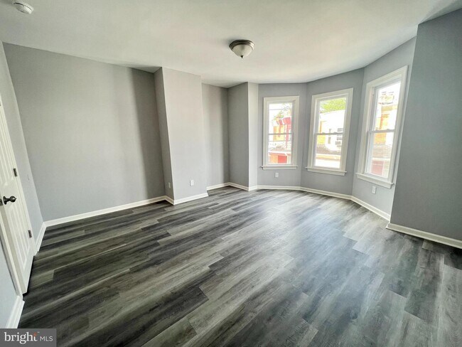 Building Photo - 5532 Chancellor St