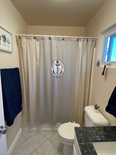 Building Photo - 10061 San Juan Ct