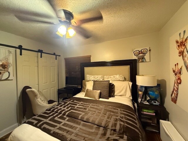 2nd Bedroom - 1420 W Sandpiper Cir
