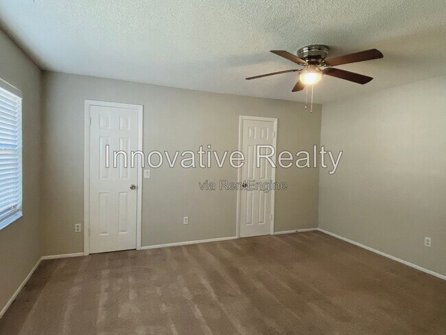 Building Photo - 108 Windtree Ln