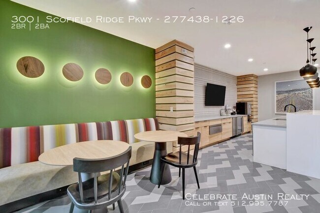 Building Photo - Lenox R Living