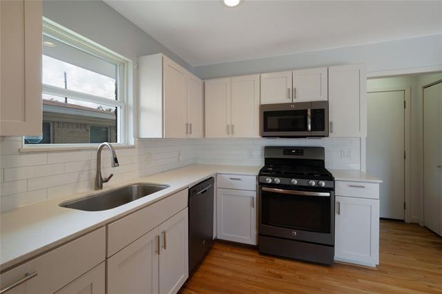 Building Photo - 10208 San Lorenzo Dr