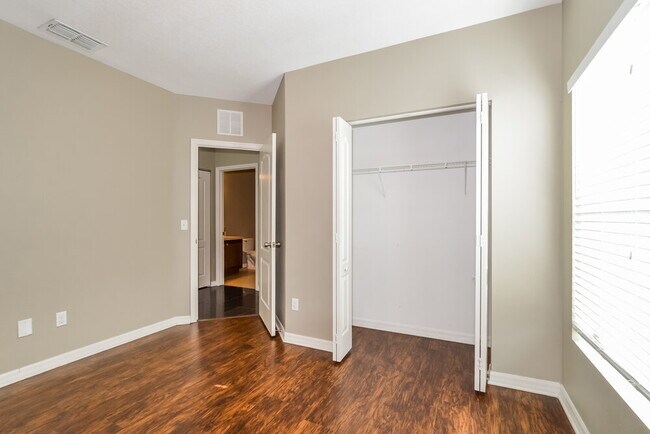 Building Photo - 4921 Windbourne Way