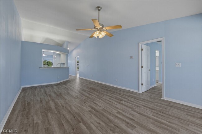 Building Photo - 876 Gulf Pavillion Dr