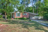 Building Photo - Brick Home AVAILABLE NOW